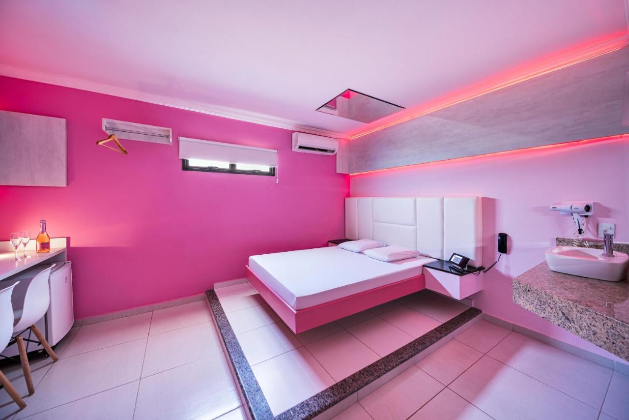 Savanas Motel 蓬塔格罗萨 外观 照片