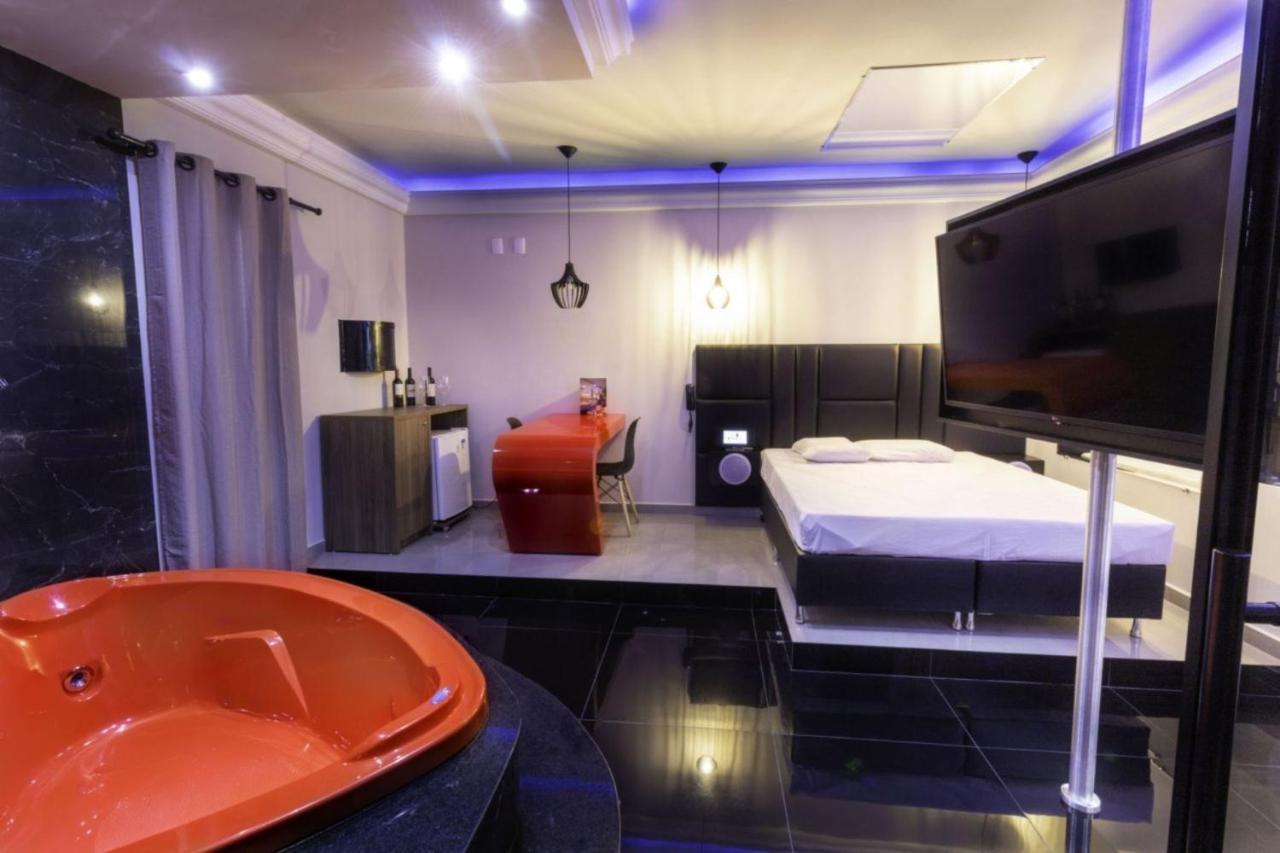 Savanas Motel 蓬塔格罗萨 外观 照片