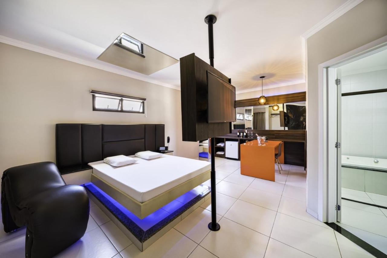 Savanas Motel 蓬塔格罗萨 外观 照片